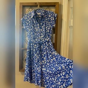 Calvin Klein Flirty Blue Daisy Dress SIZE 6